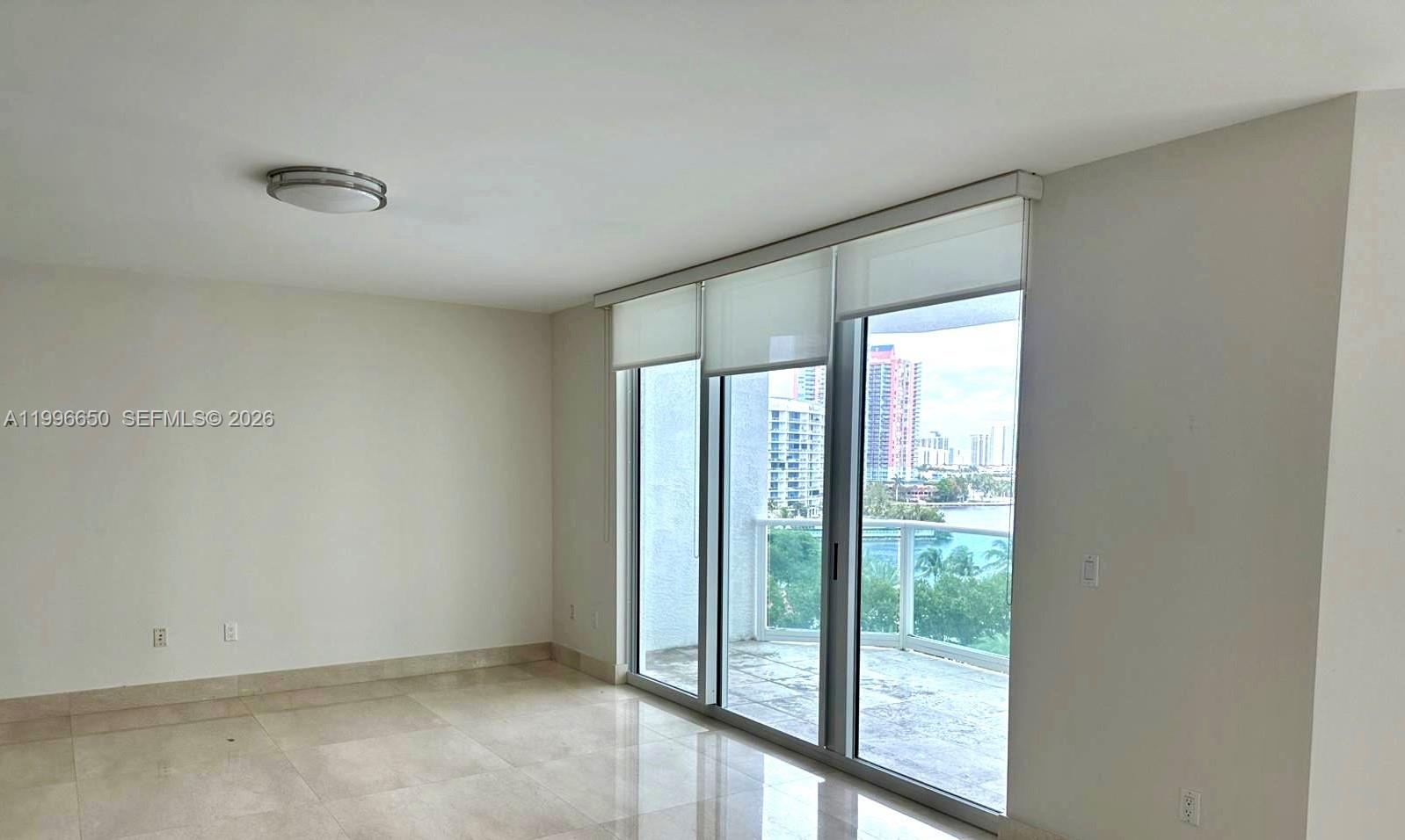 3301 NE 183rd St #809, Aventura FL 33160