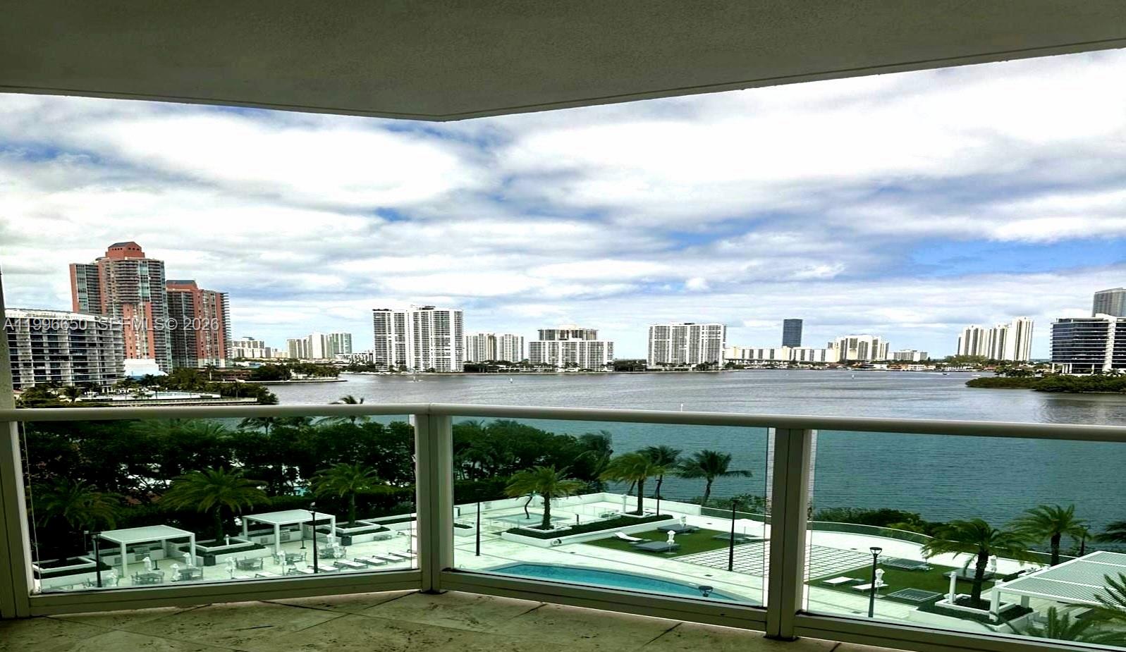 3301 NE 183rd St #809, Aventura FL 33160