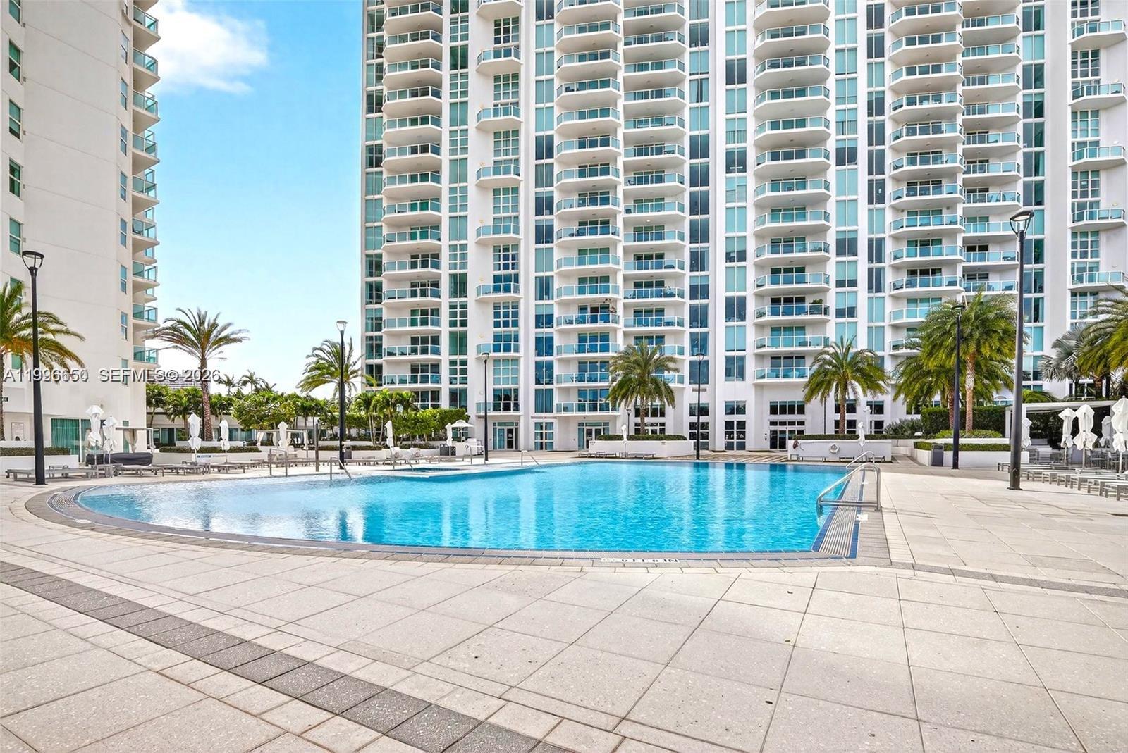 3301 NE 183rd St #809, Aventura FL 33160