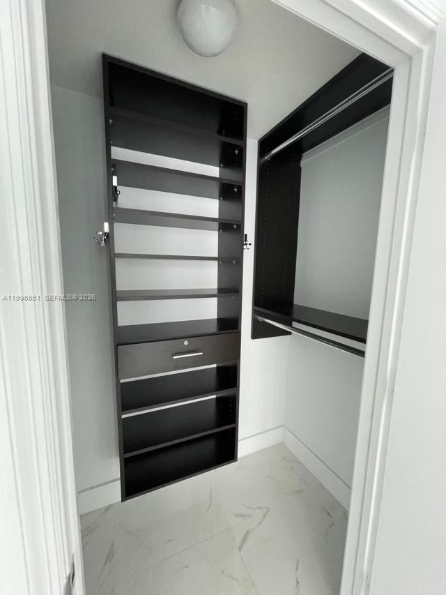 500 Brickell Ave #2506, Miami FL 33131