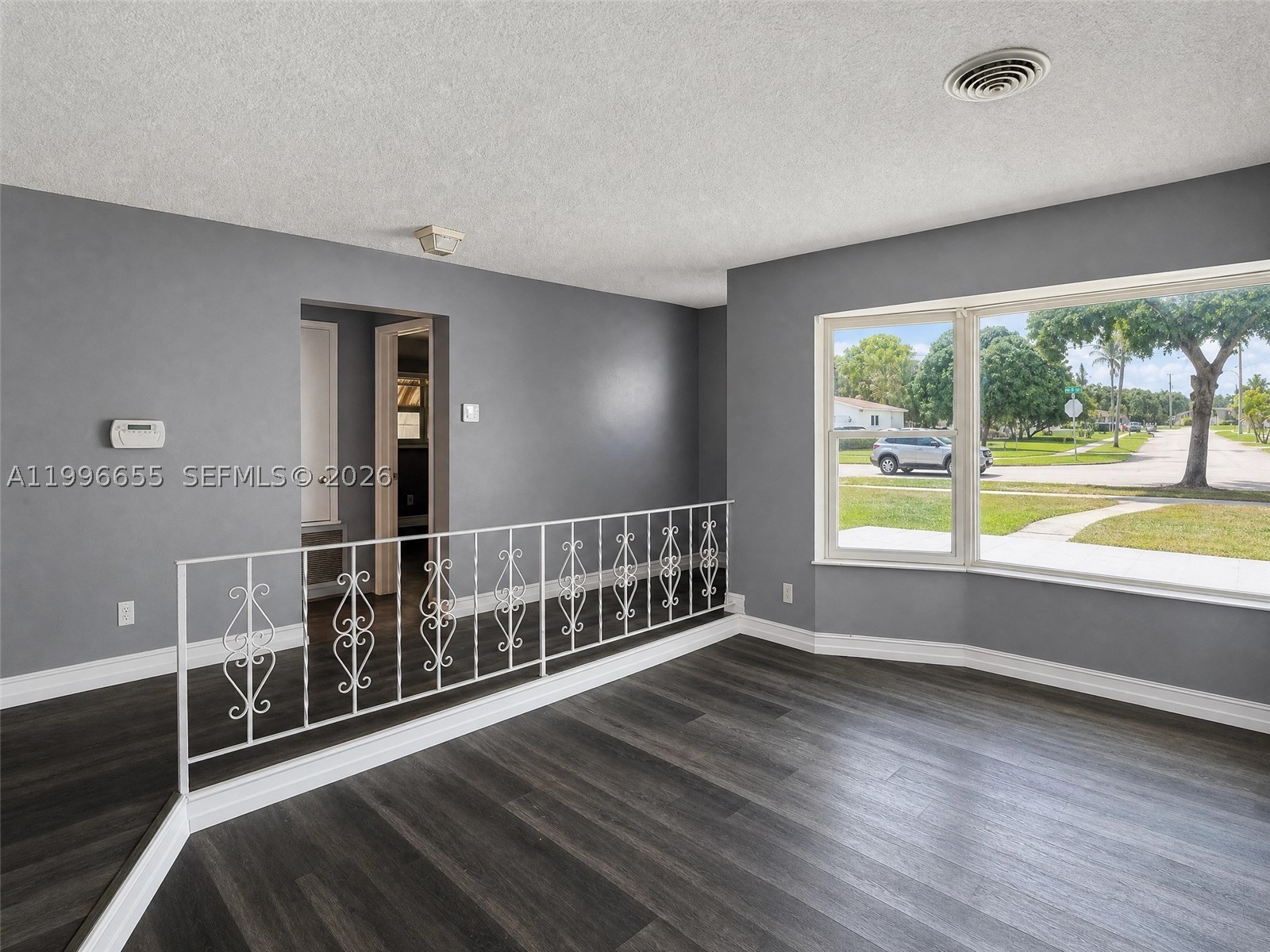 4753 NW 41st St, Lauderdale Lakes FL 33319