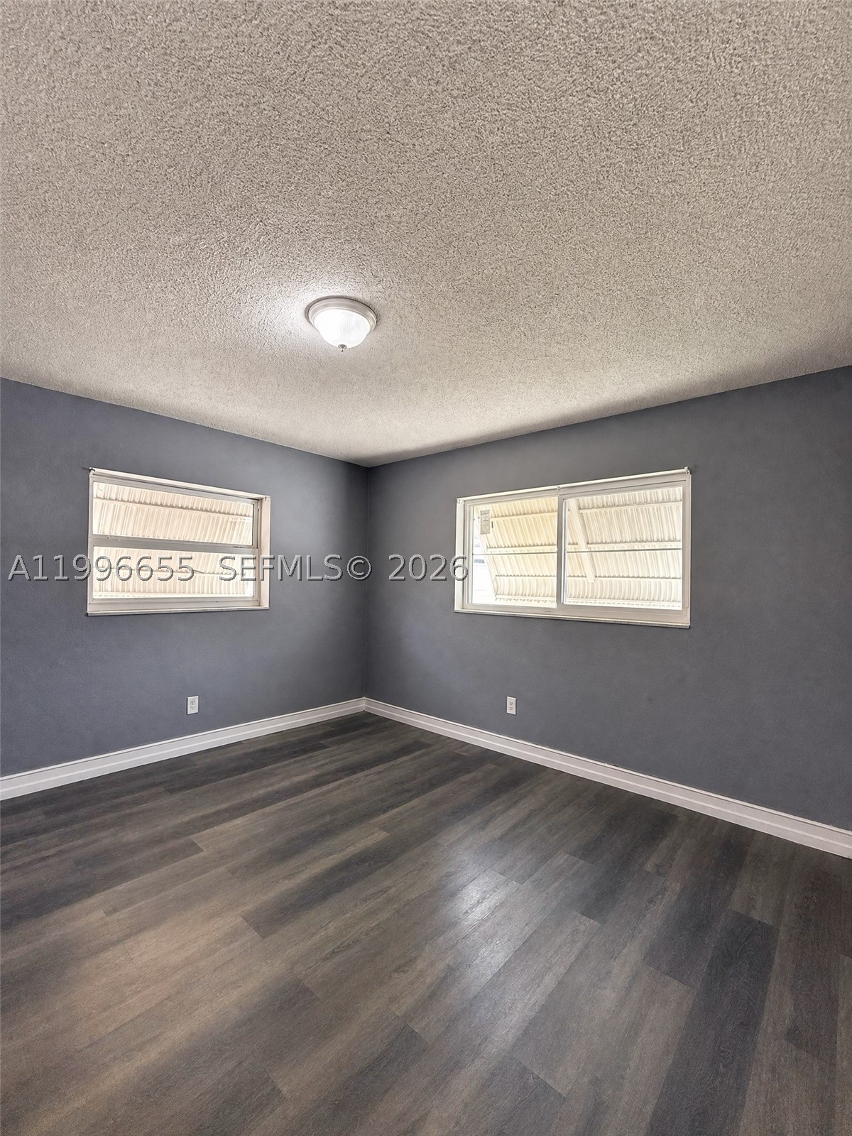 4753 NW 41st St, Lauderdale Lakes FL 33319