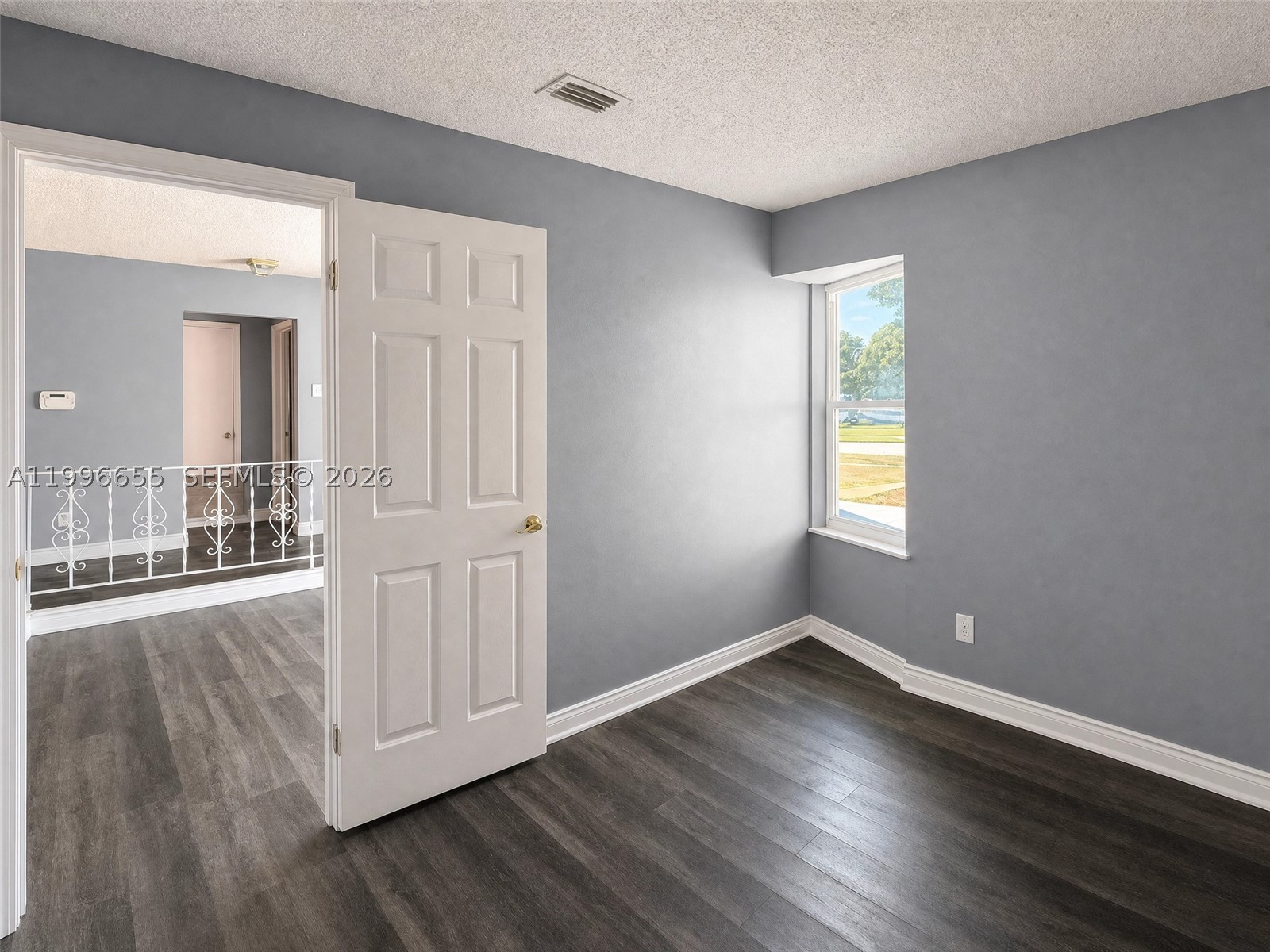 4753 NW 41st St, Lauderdale Lakes FL 33319