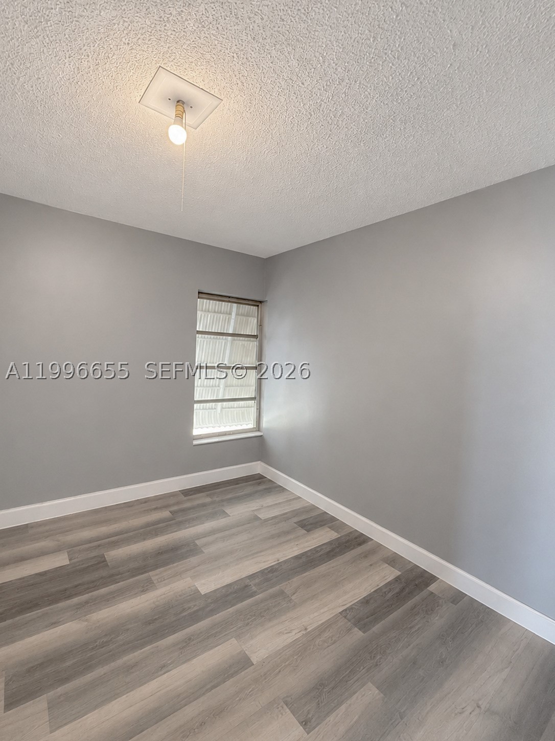 4753 NW 41st St, Lauderdale Lakes FL 33319