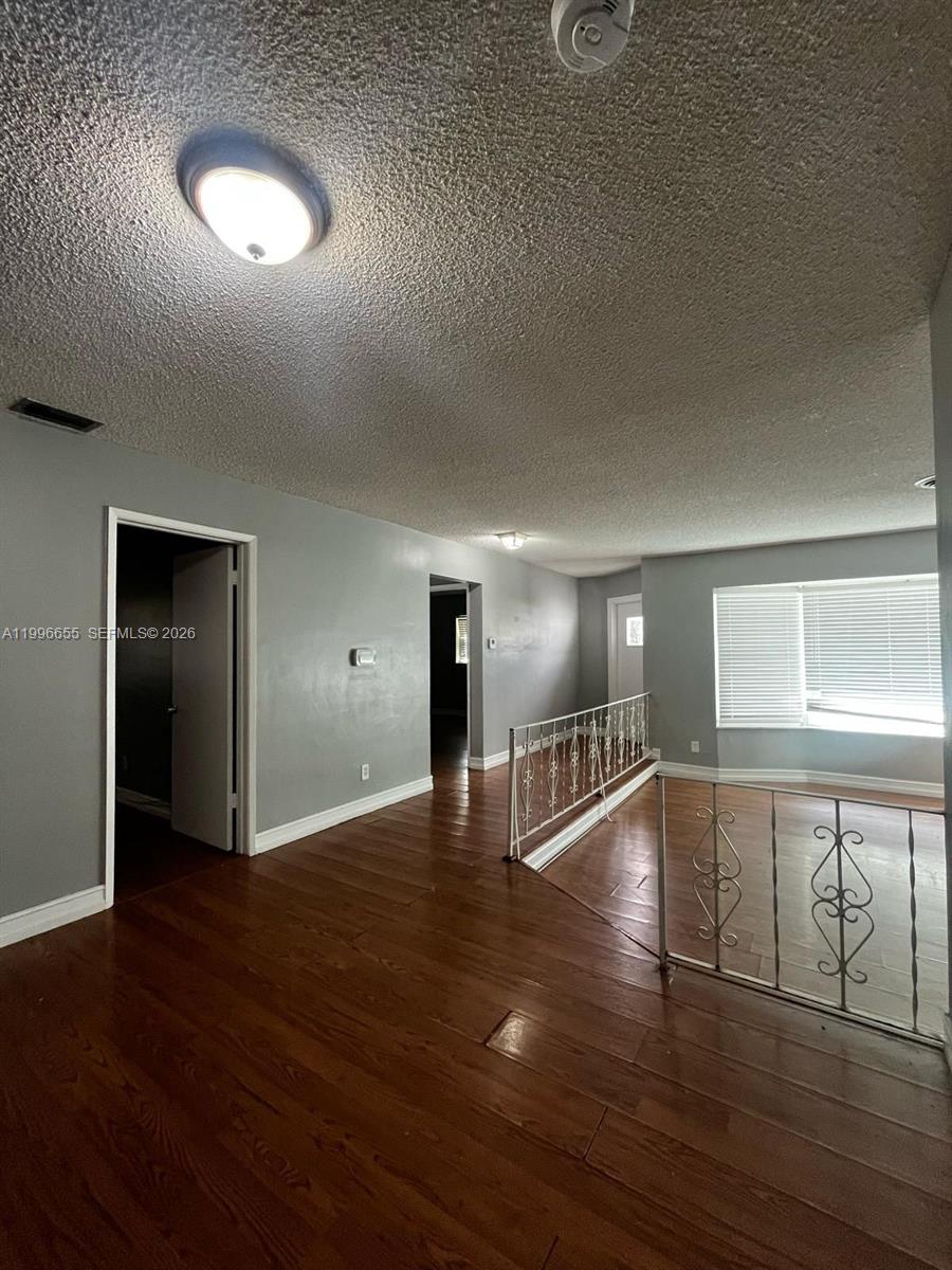 4753 NW 41st St, Lauderdale Lakes FL 33319