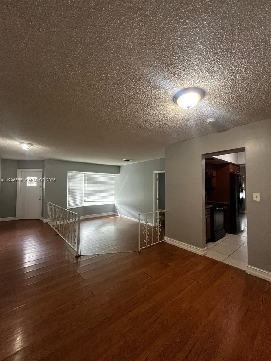 4753 NW 41st St, Lauderdale Lakes FL 33319