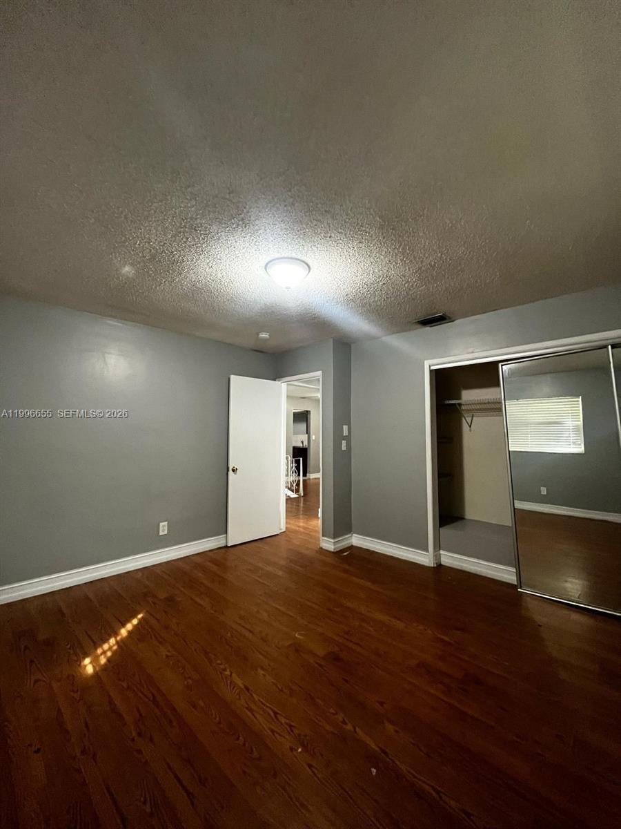 4753 NW 41st St, Lauderdale Lakes FL 33319