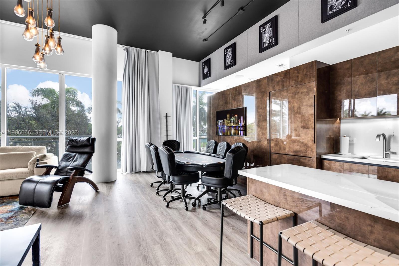 244 Biscayne Blvd #239, Miami FL 33132