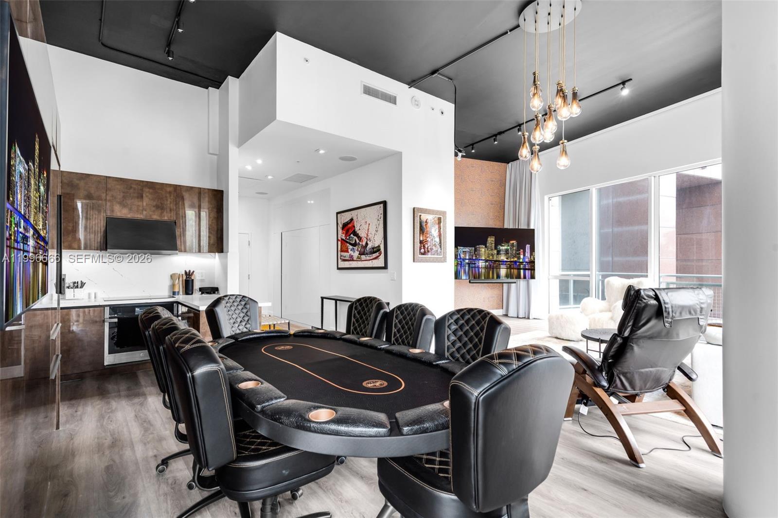 244 Biscayne Blvd #239, Miami FL 33132