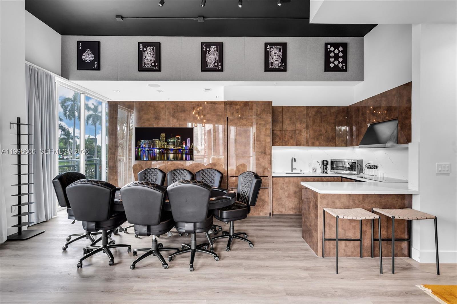 244 Biscayne Blvd #239, Miami FL 33132