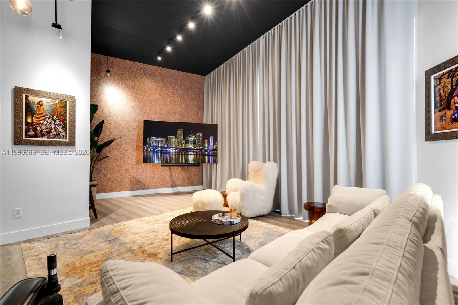244 Biscayne Blvd #239, Miami FL 33132