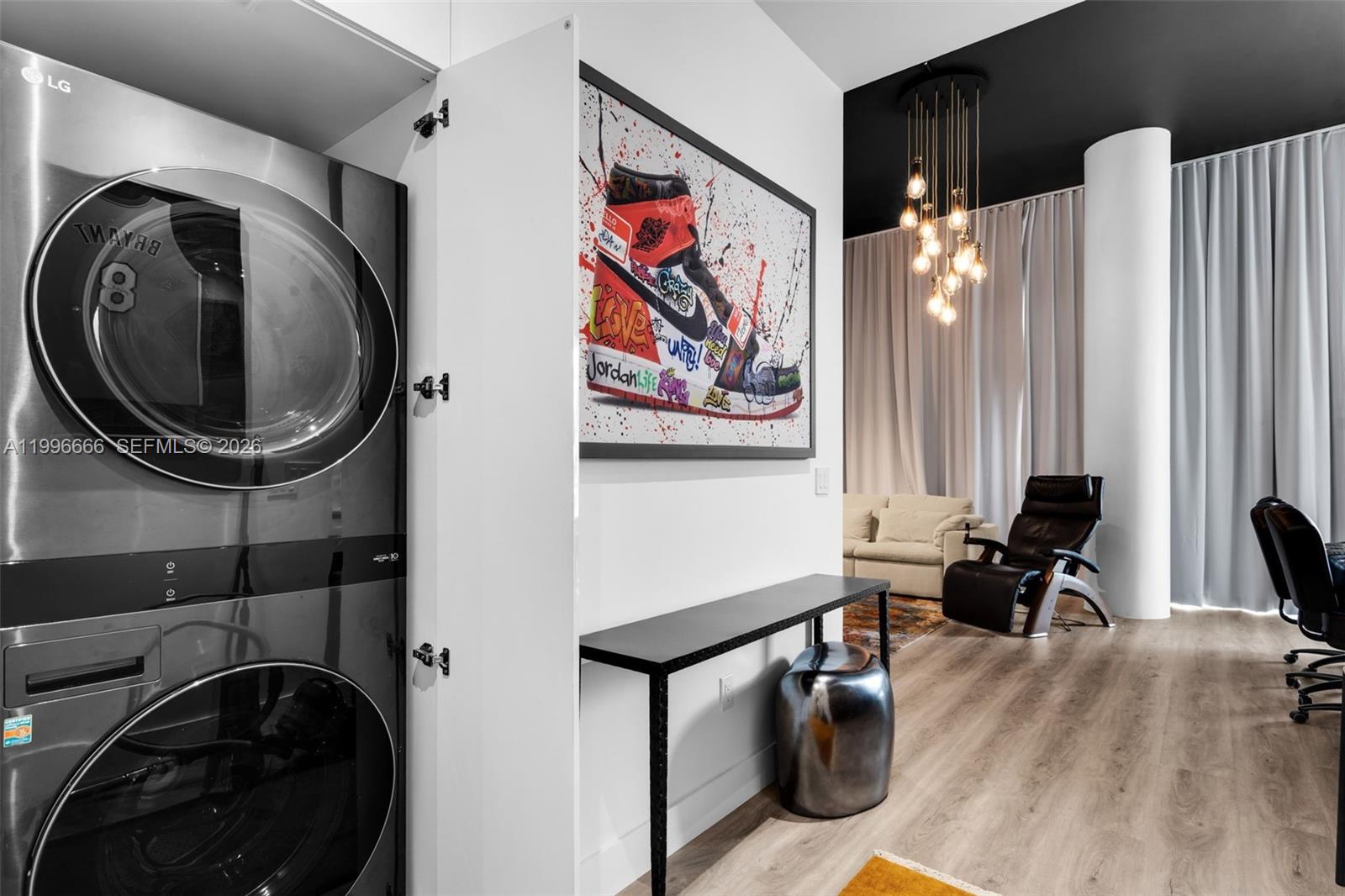 244 Biscayne Blvd #239, Miami FL 33132