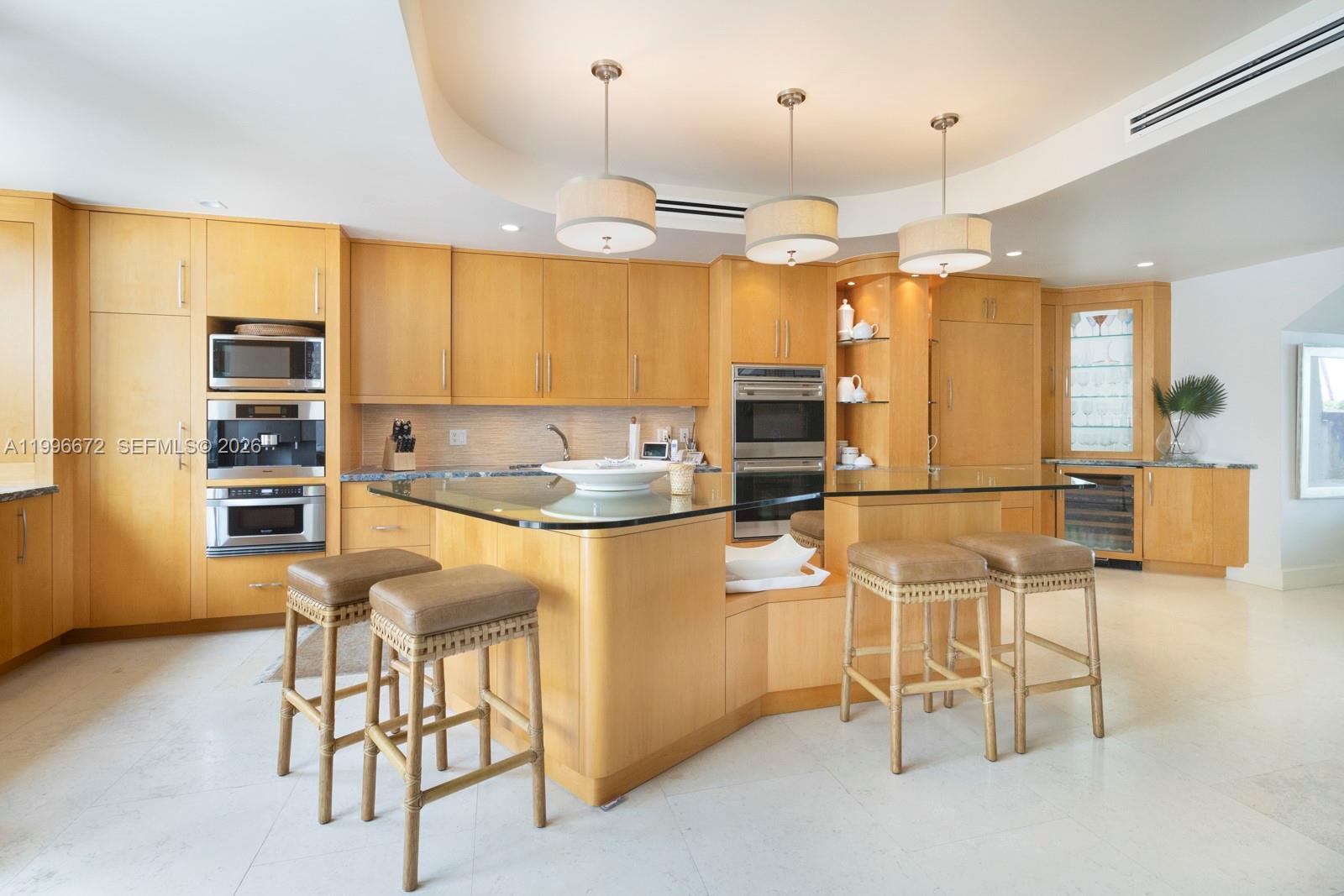 201 Crandon Blvd #174, Key Biscayne FL 33149