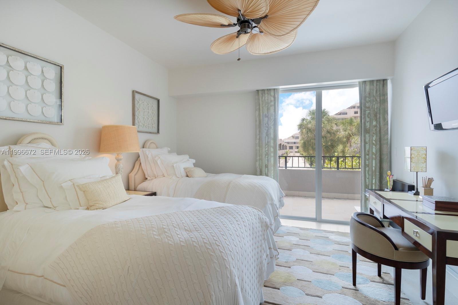 201 Crandon Blvd #174, Key Biscayne FL 33149