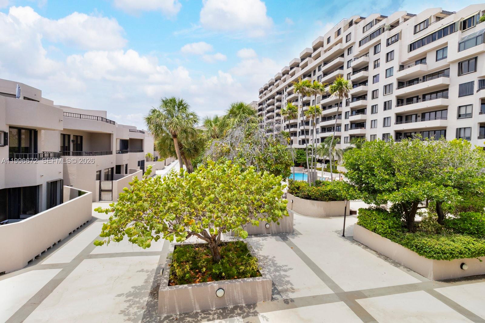 201 Crandon Blvd #174, Key Biscayne FL 33149