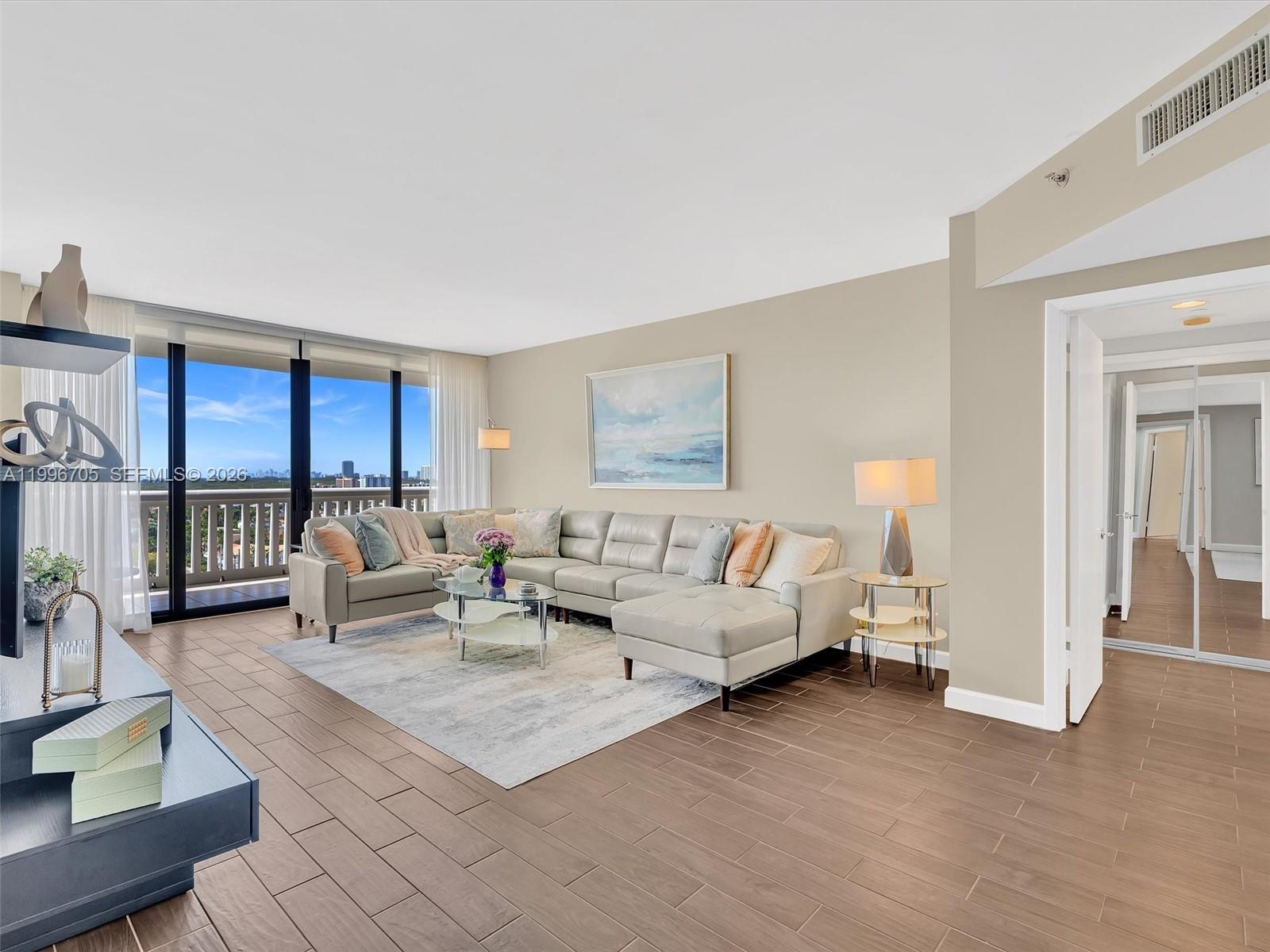 2000 Island Blvd #1203, Aventura FL 33160