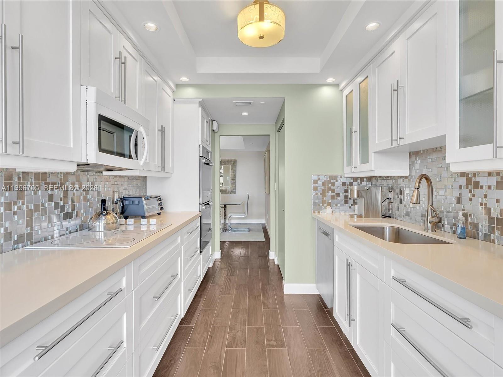2000 Island Blvd #1203, Aventura FL 33160
