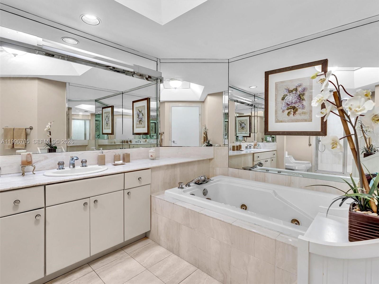 2000 Island Blvd #1203, Aventura FL 33160