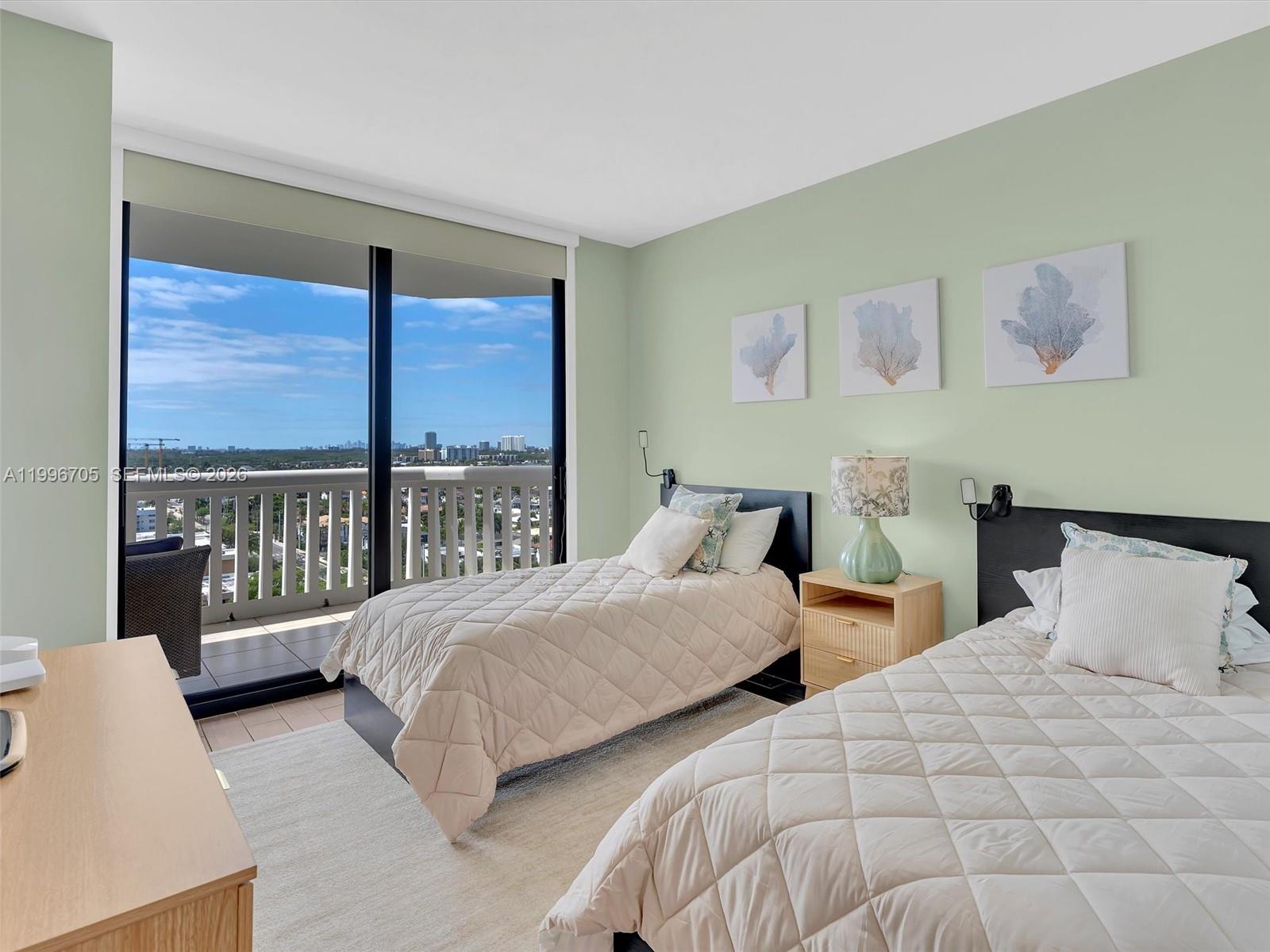 2000 Island Blvd #1203, Aventura FL 33160