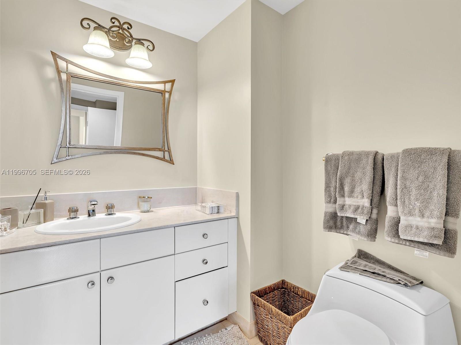 2000 Island Blvd #1203, Aventura FL 33160
