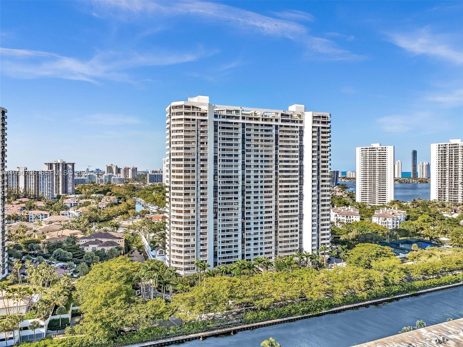 2000 Island Blvd #1203, Aventura FL 33160