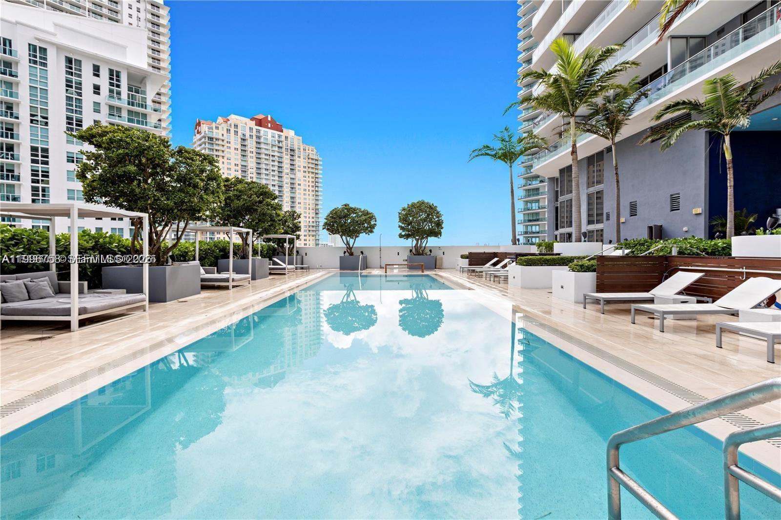1300 Brickell Bay Dr #3206, Miami FL 33131