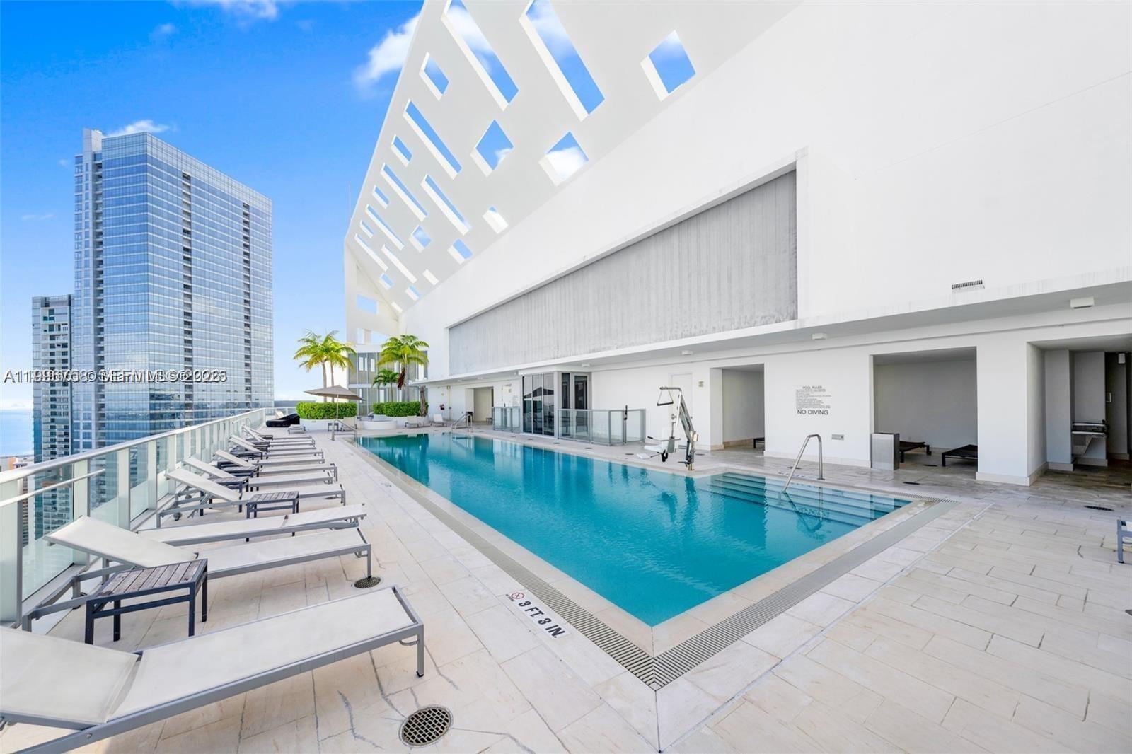 1300 Brickell Bay Dr #3206, Miami FL 33131