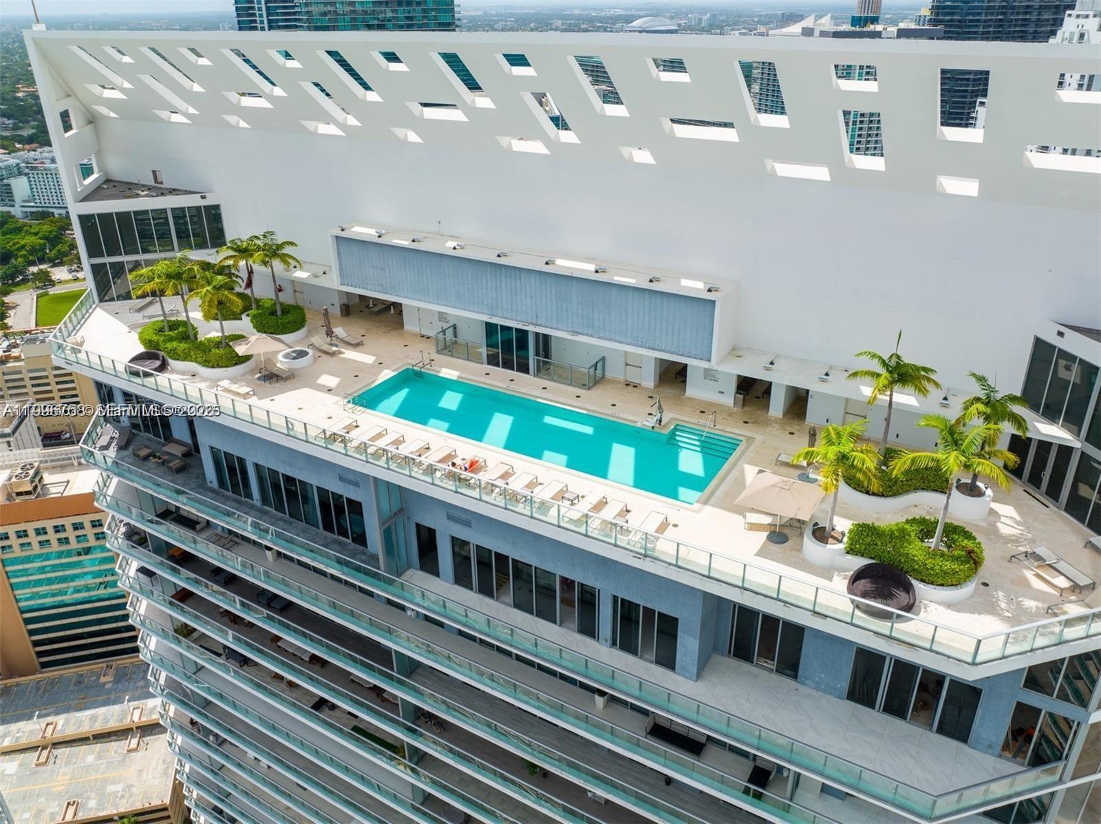 1300 Brickell Bay Dr #3206, Miami FL 33131