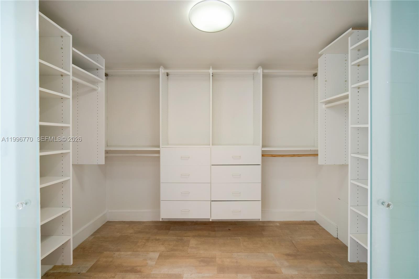 181 Crandon Blvd #104, Key Biscayne FL 33149