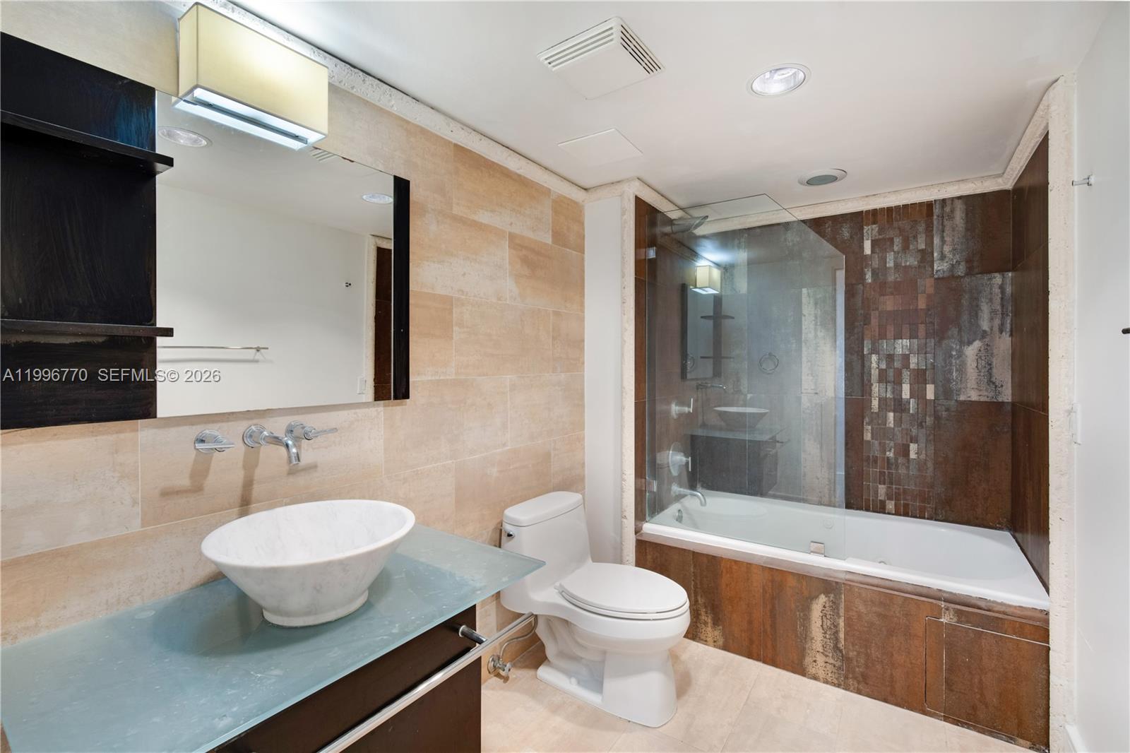 181 Crandon Blvd #104, Key Biscayne FL 33149