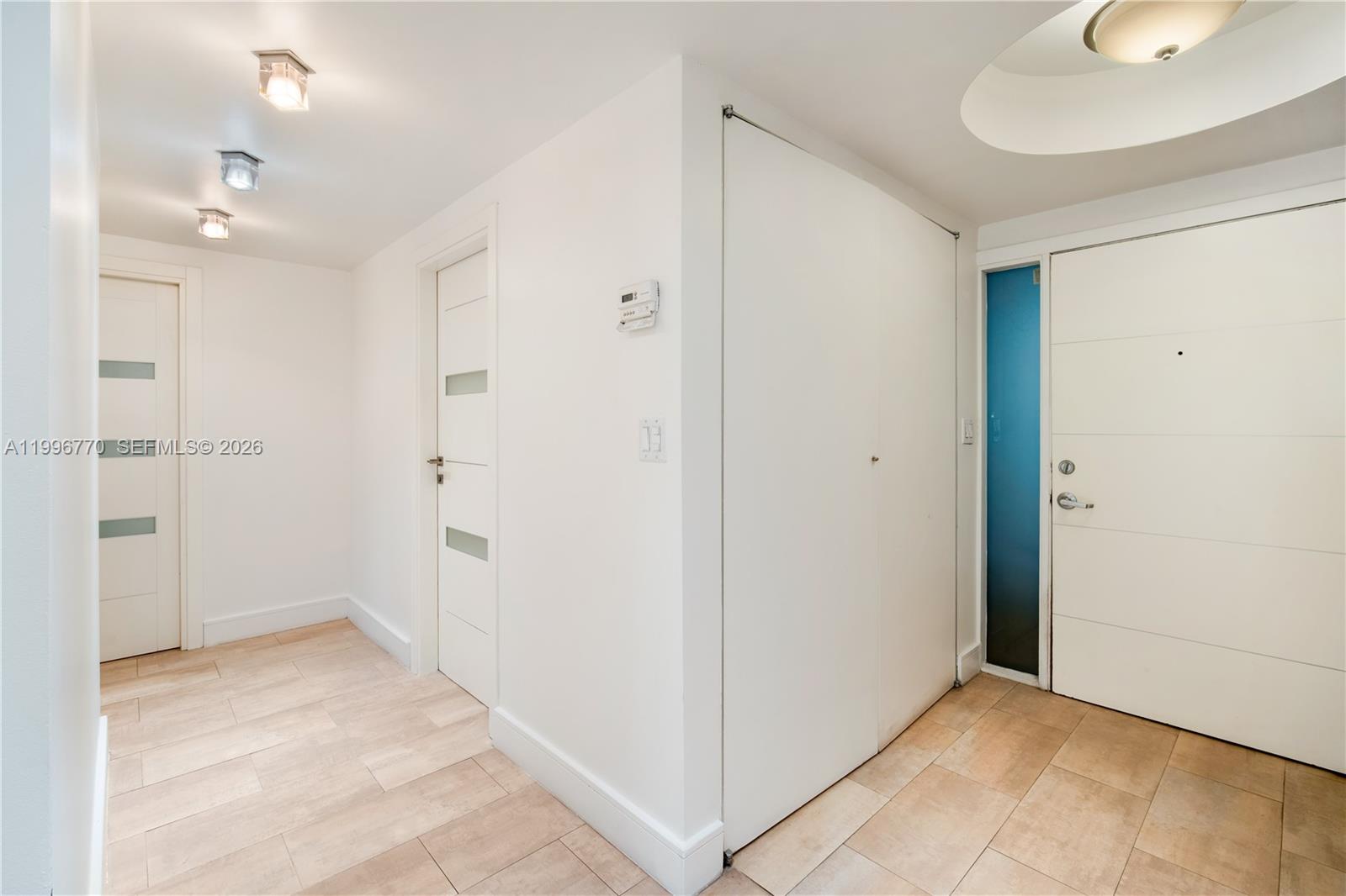181 Crandon Blvd #104, Key Biscayne FL 33149