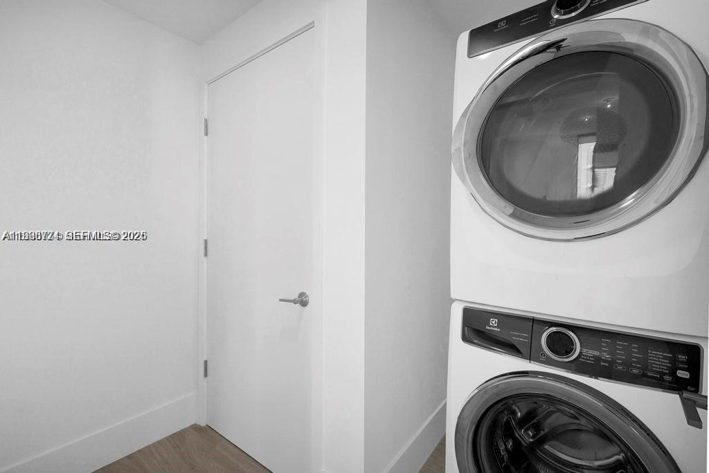 788 NE 23rd St #1402, Miami FL 33137