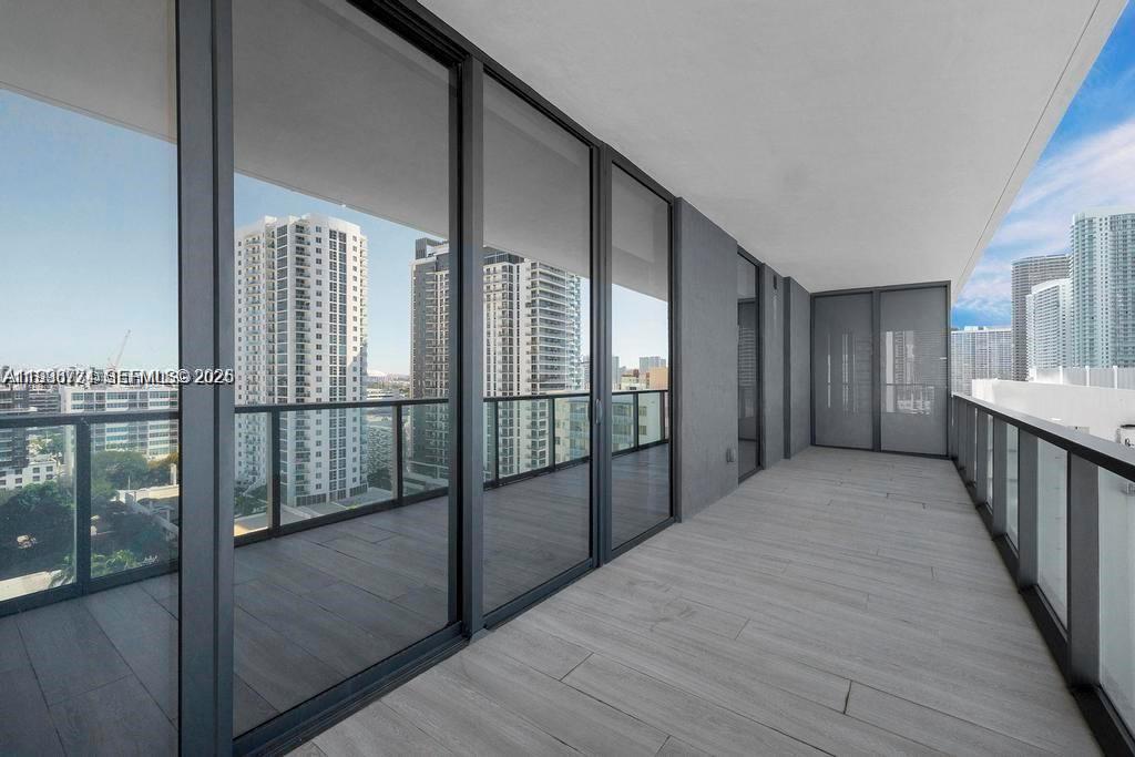 788 NE 23rd St #1402, Miami FL 33137