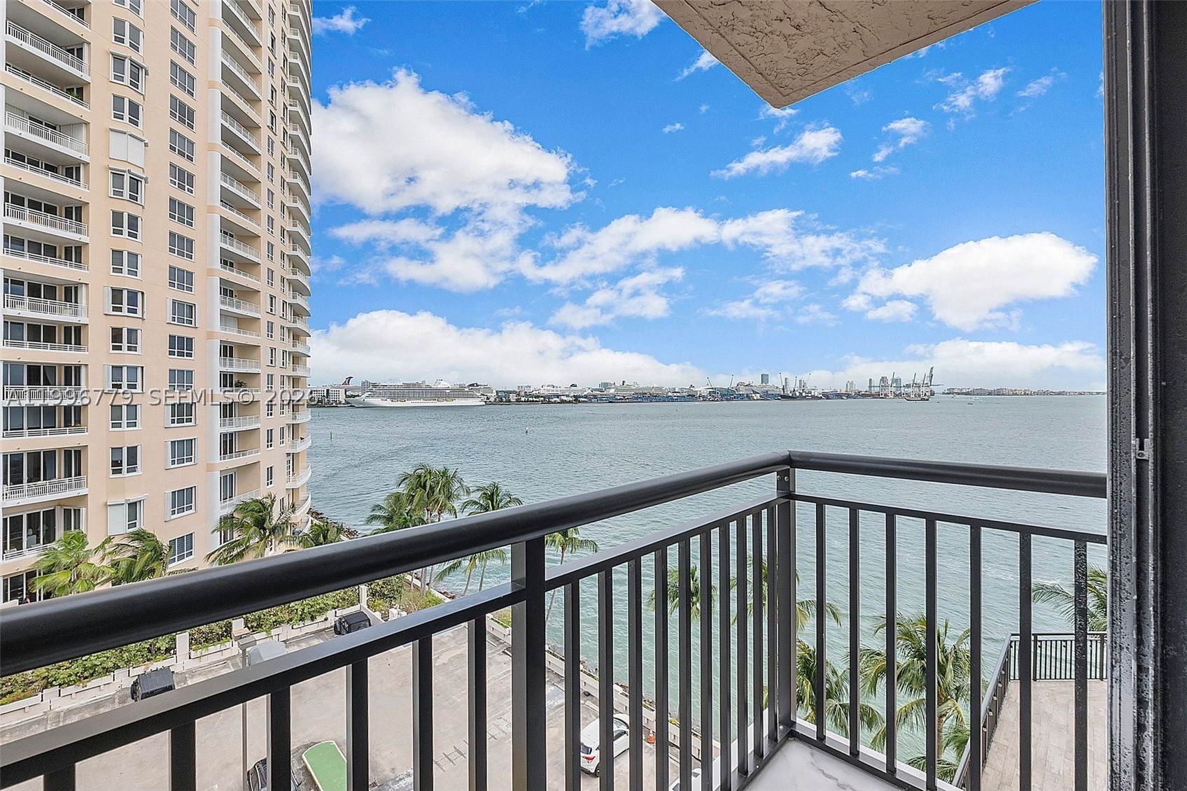 540 Brickell Key Dr #928, Miami FL 33131