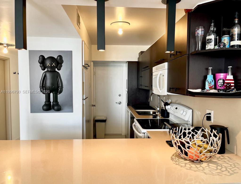 1200 West Ave #928, Miami Beach FL 33139