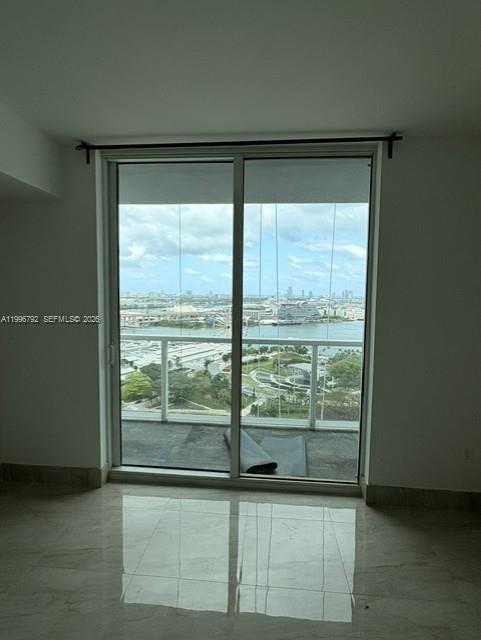 253 NE 2nd St #2309, Miami FL 33132