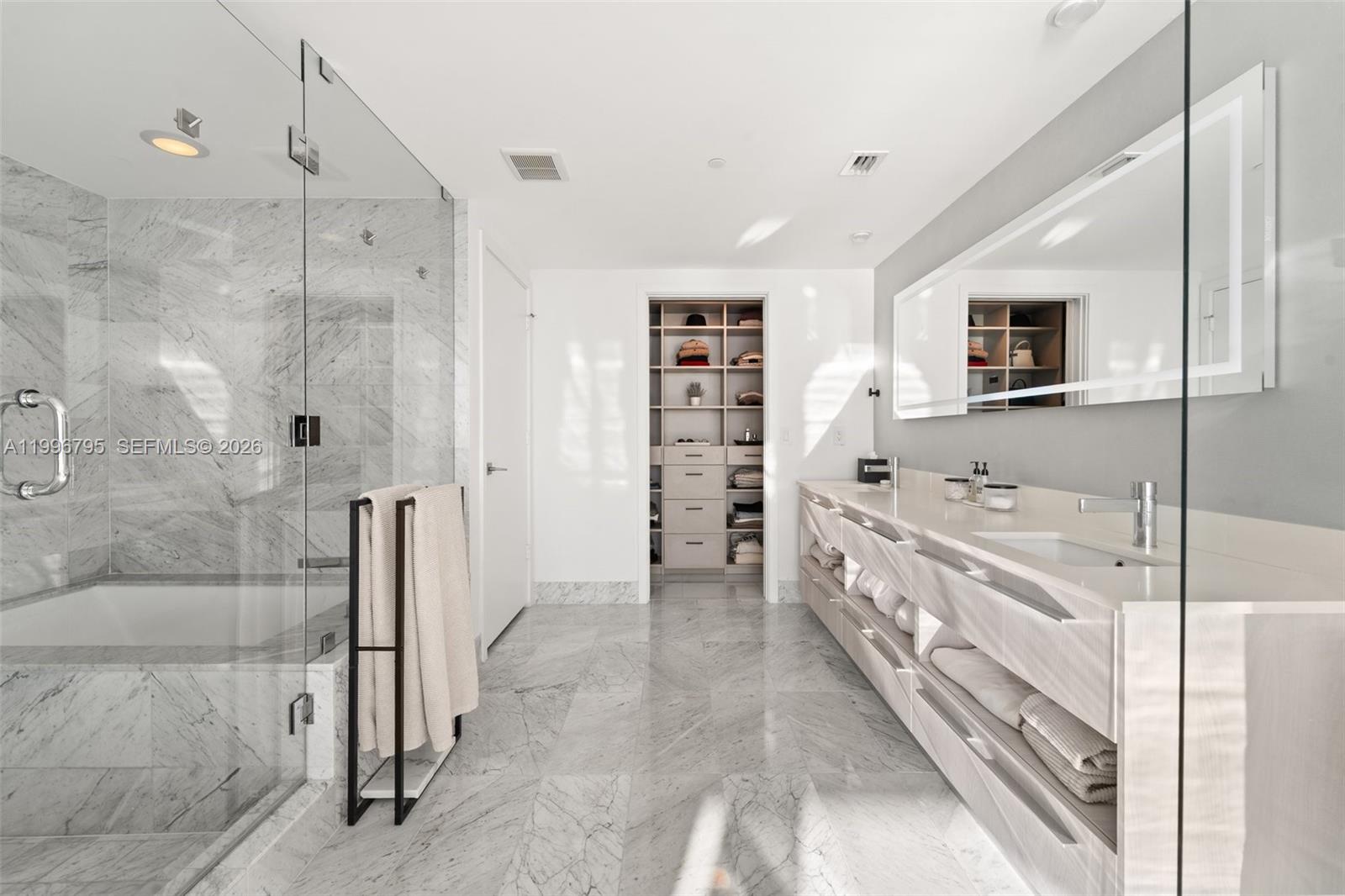 3131 NE 7th Ave #3105, Miami FL 33137