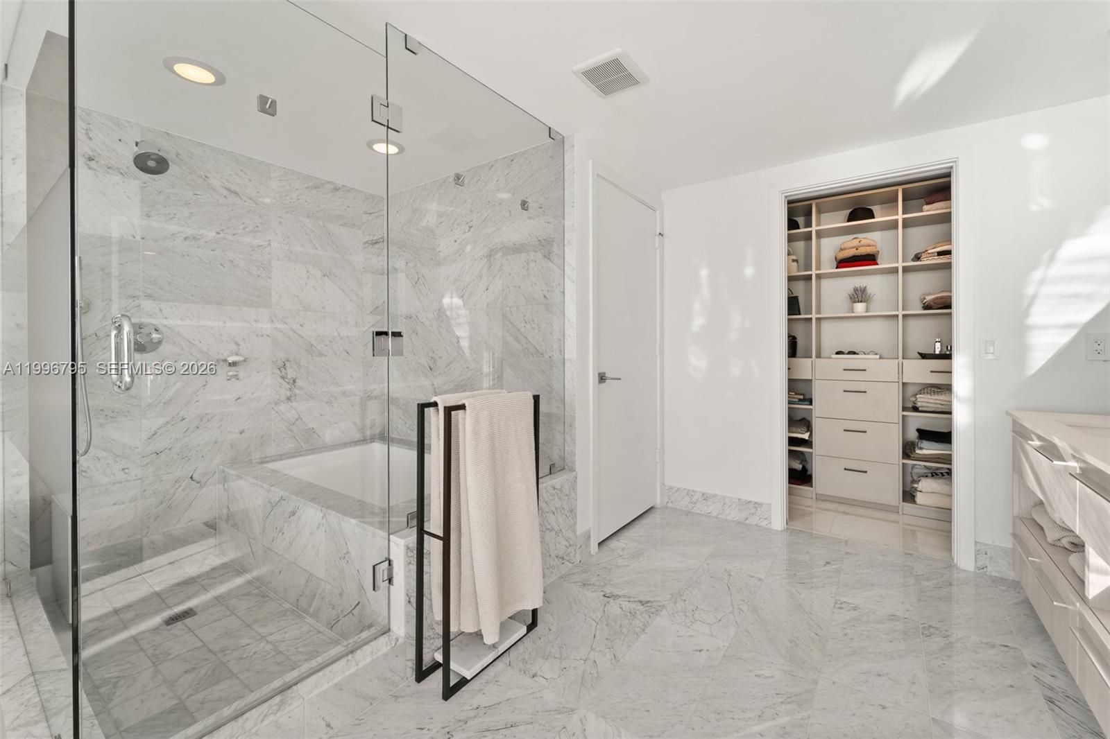 3131 NE 7th Ave #3105, Miami FL 33137