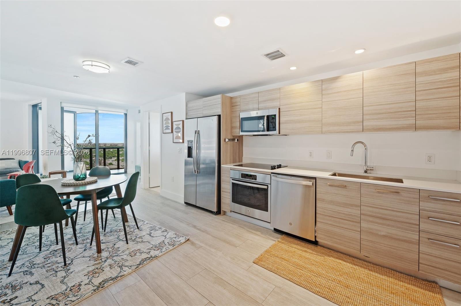 121 NE 34th St #2314, Miami FL 33137