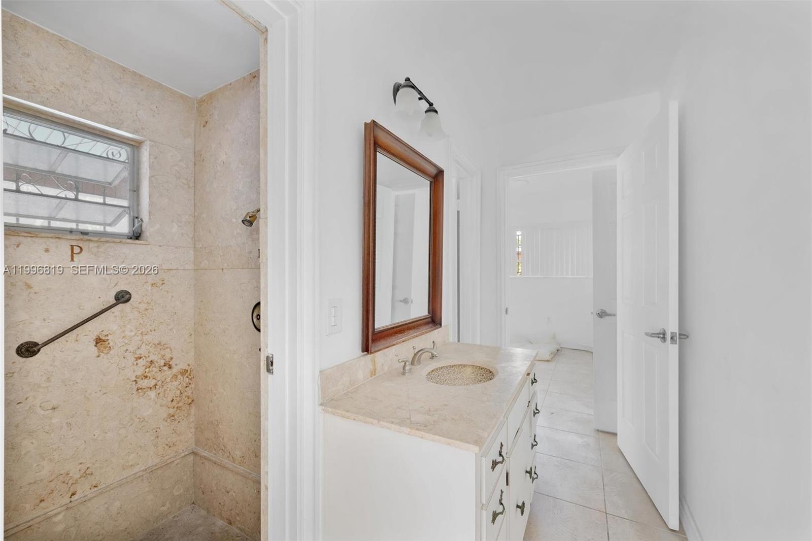 1545 Cantoria Ave, Coral Gables FL 33146