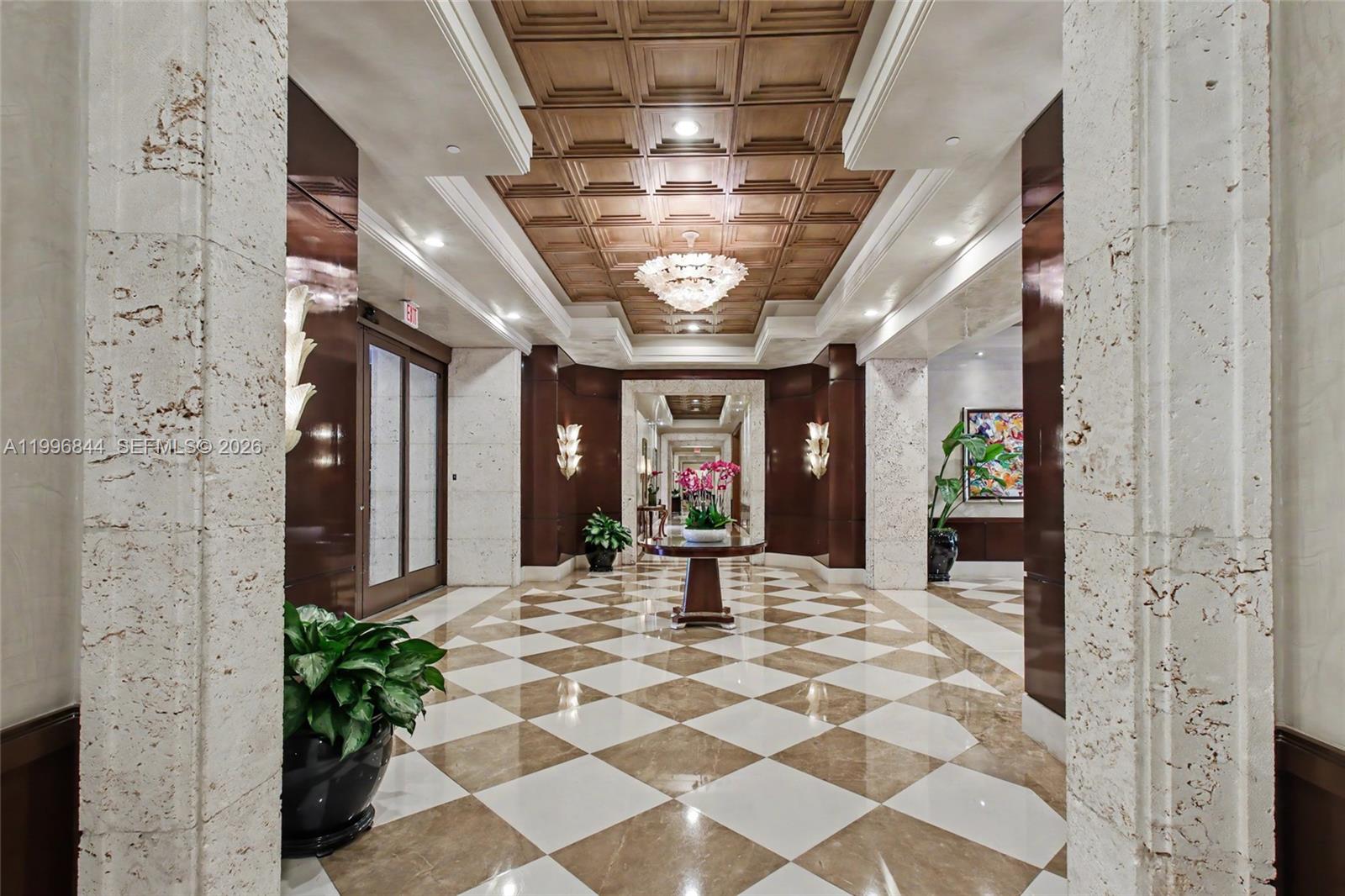 60 Edgewater Dr #3G, Coral Gables FL 33133