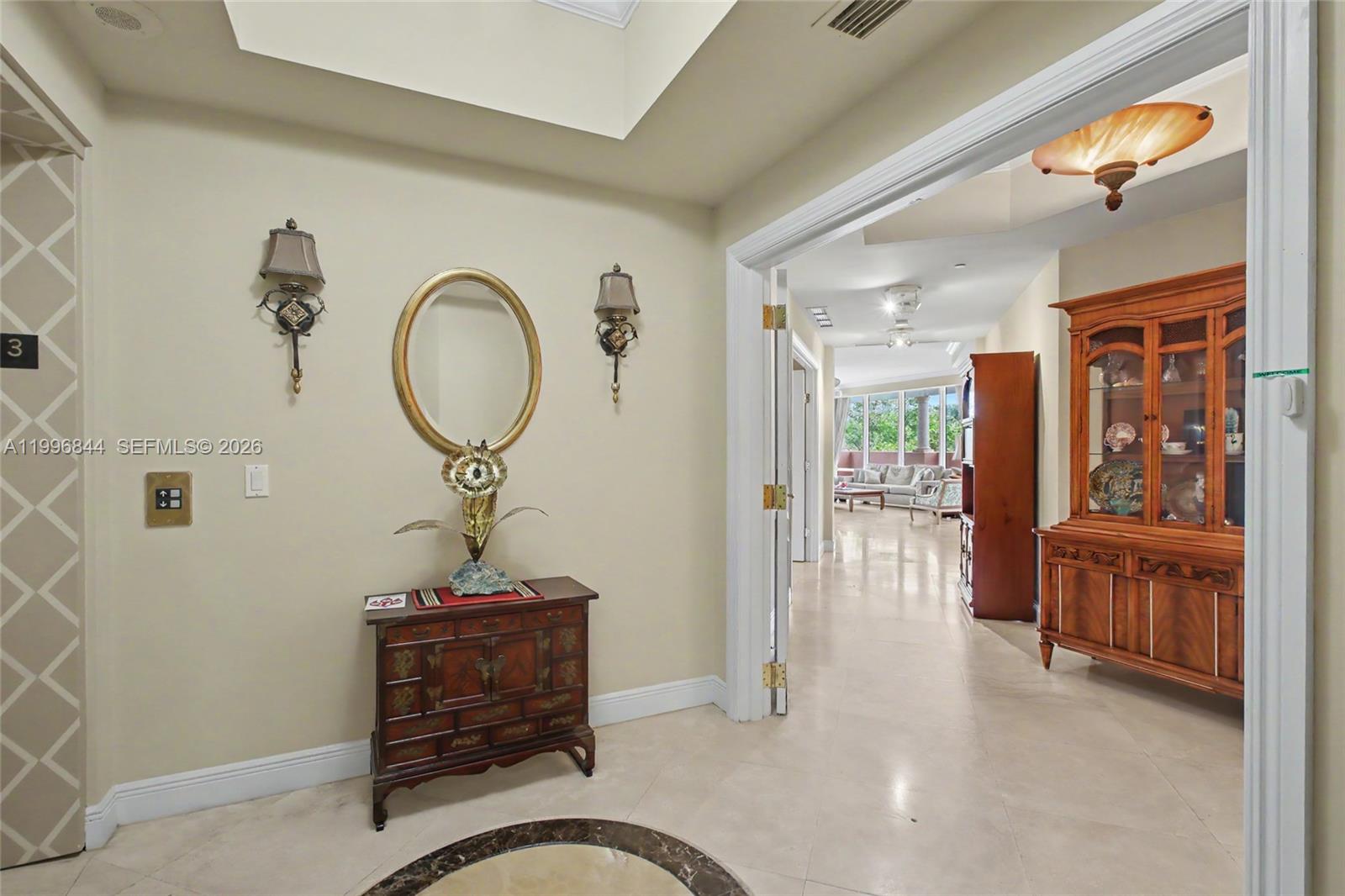 60 Edgewater Dr #3G, Coral Gables FL 33133