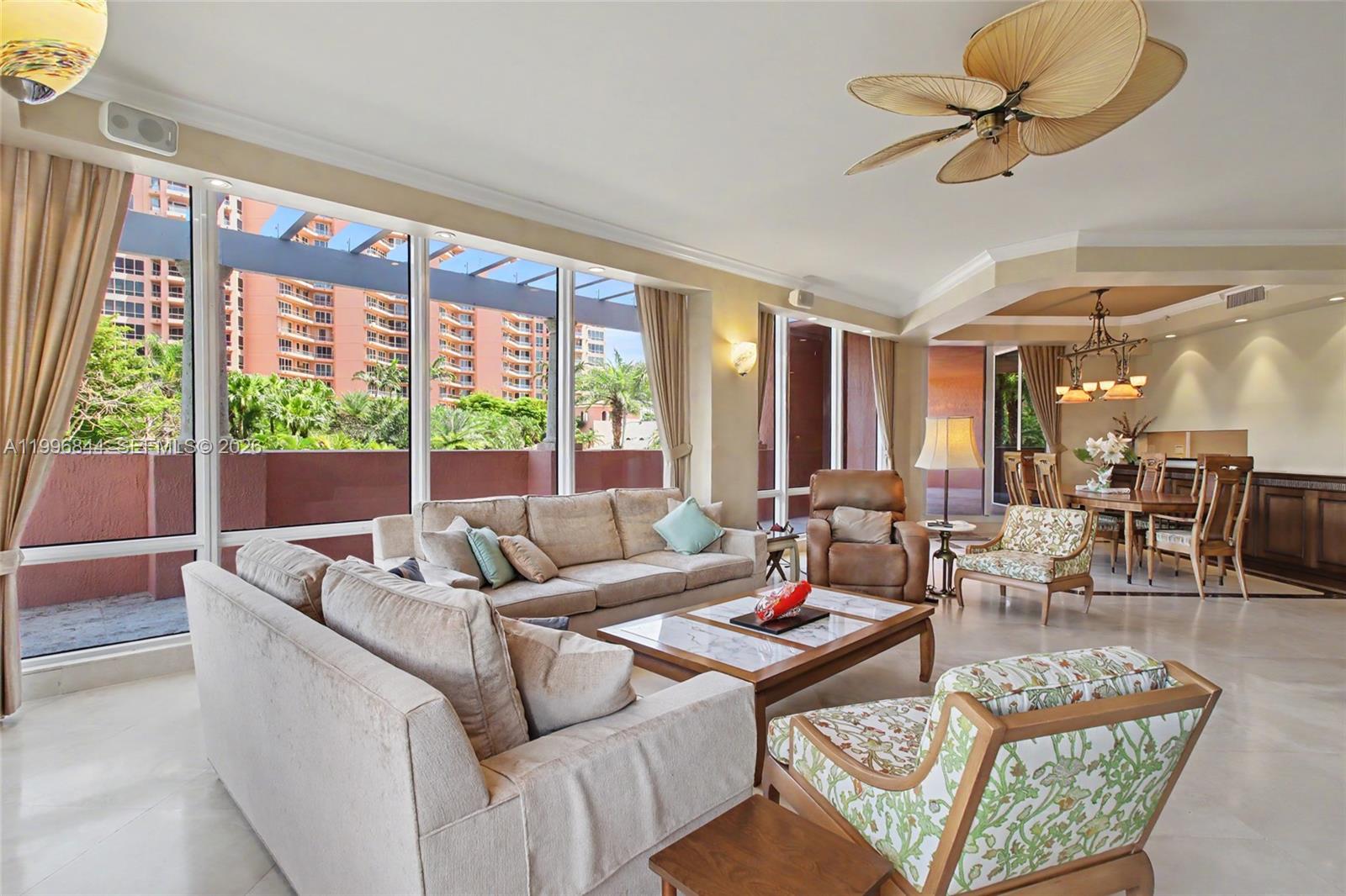 60 Edgewater Dr #3G, Coral Gables FL 33133