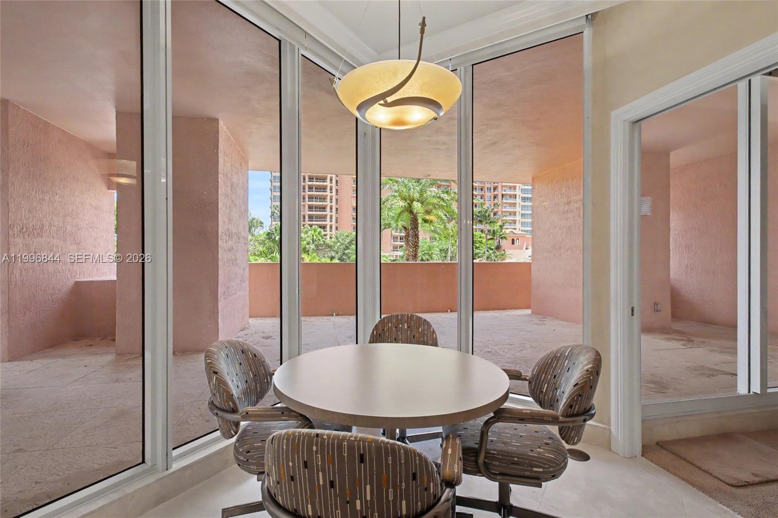 60 Edgewater Dr #3G, Coral Gables FL 33133