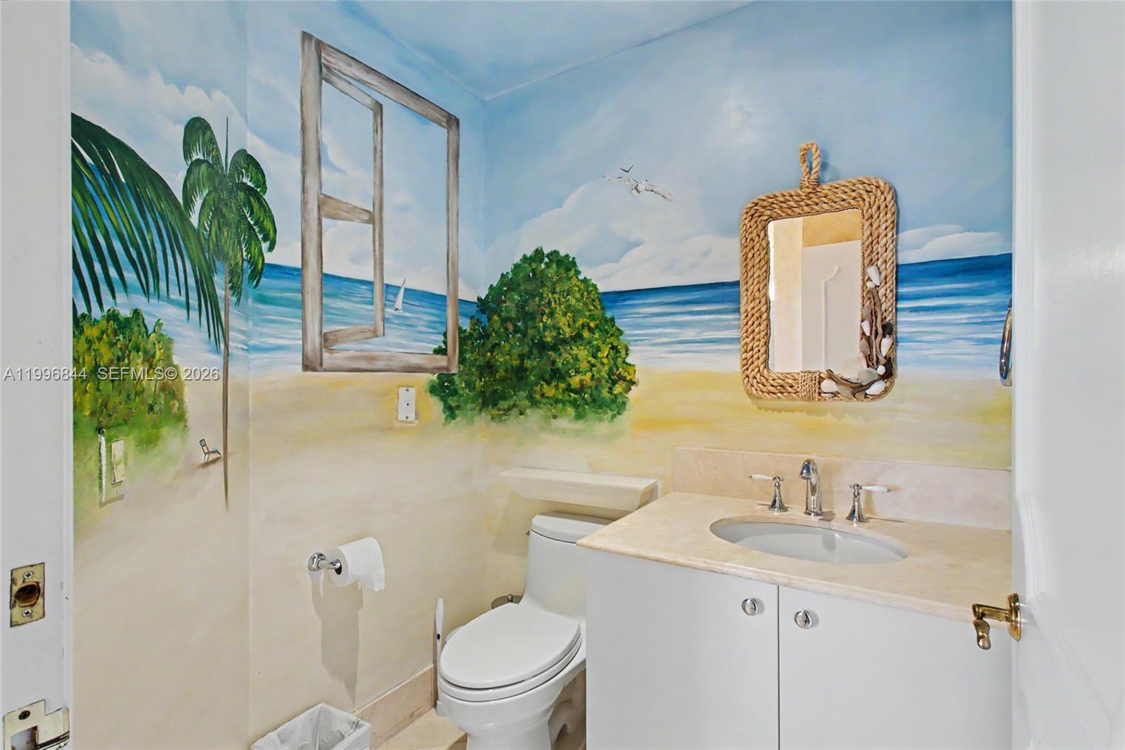 60 Edgewater Dr #3G, Coral Gables FL 33133