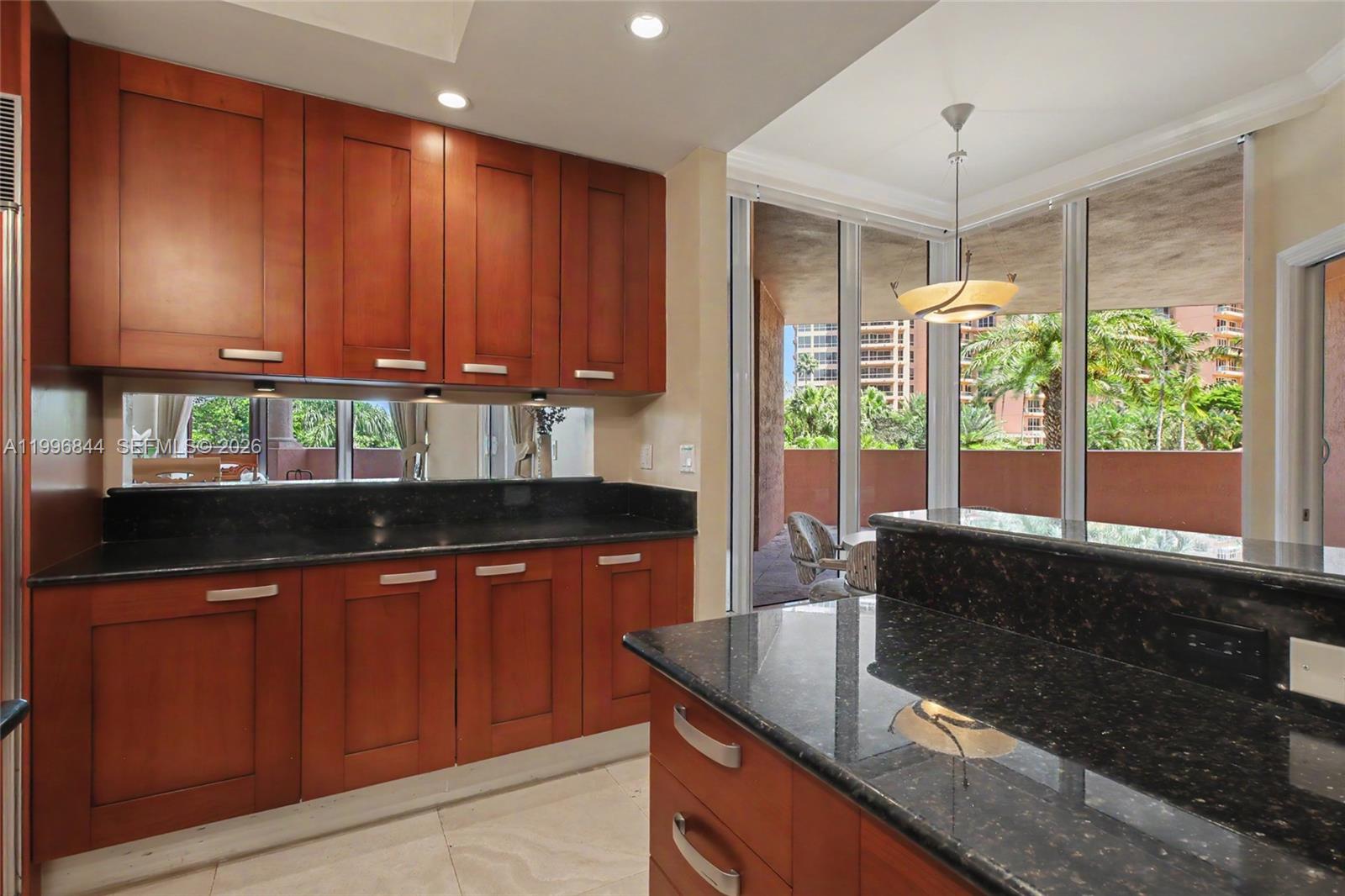 60 Edgewater Dr #3G, Coral Gables FL 33133