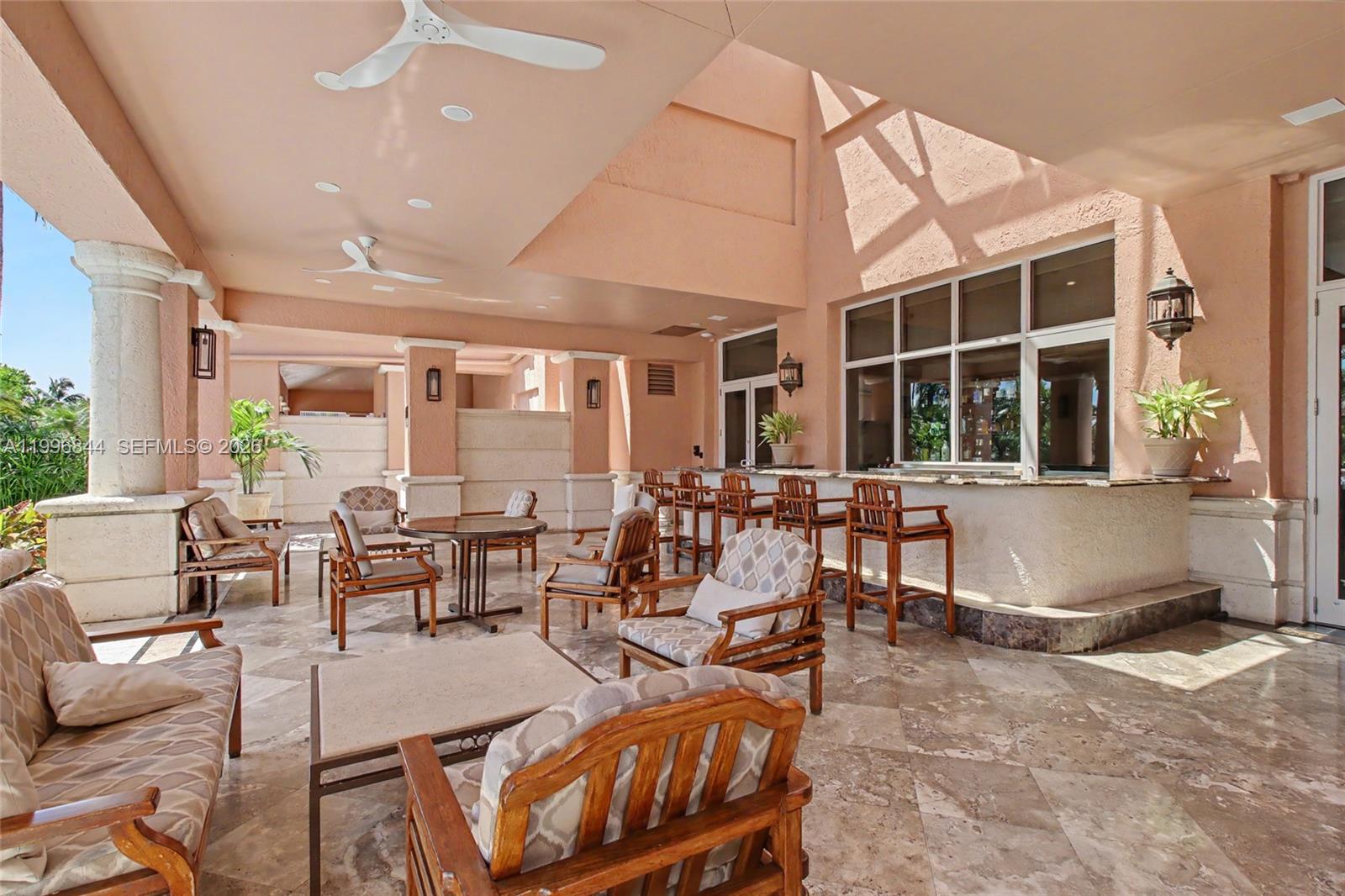 60 Edgewater Dr #3G, Coral Gables FL 33133