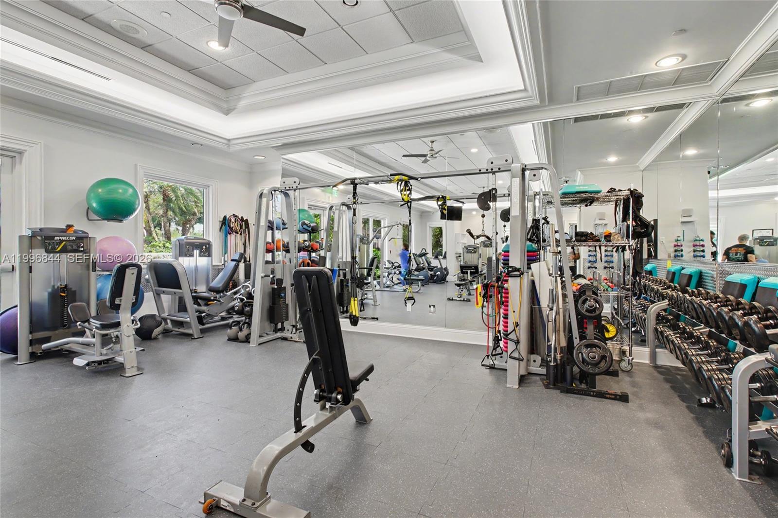 60 Edgewater Dr #3G, Coral Gables FL 33133