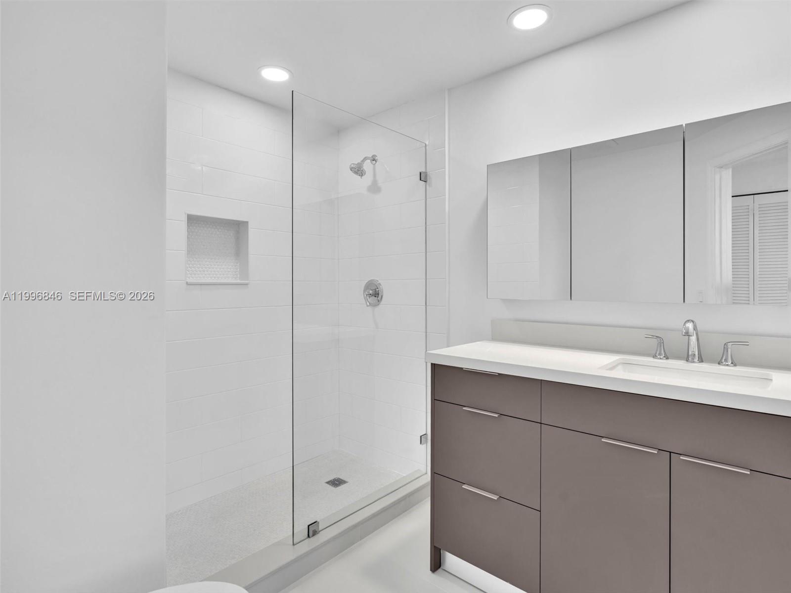 8 Key West Ct #8, Weston FL 33326