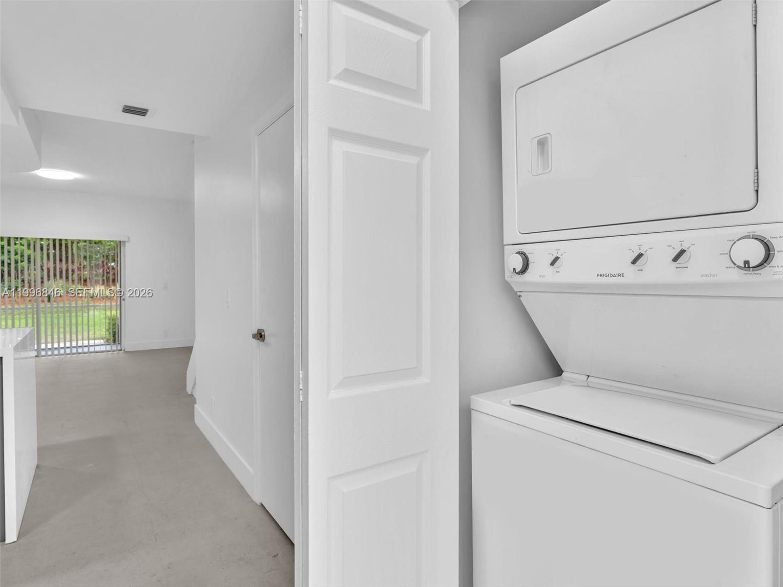 8 Key West Ct #8, Weston FL 33326